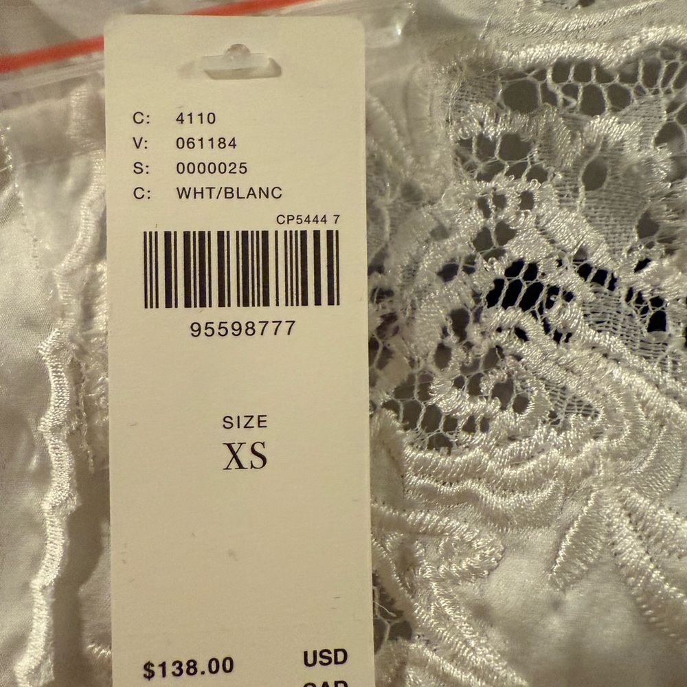 NEW Anthropologie White Embroidered Blouse - Picture 3 of 3